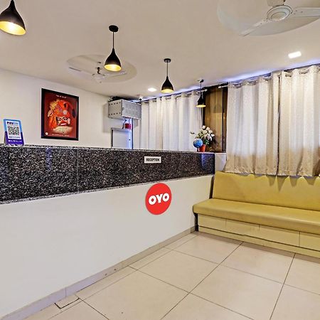 Hotel O Alexa 阿穆达巴 外观 照片